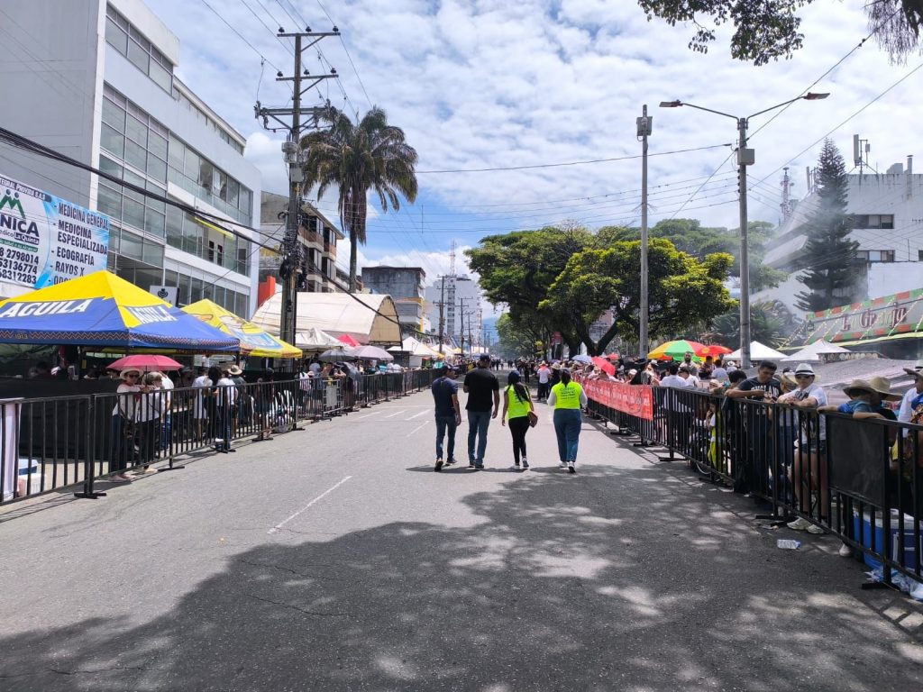 Abren convocatoria para permisos de ventas transitorias y uso del espacio público durante el Festival Folclórico whatsapp image 2026 06 02 at 11.23.12