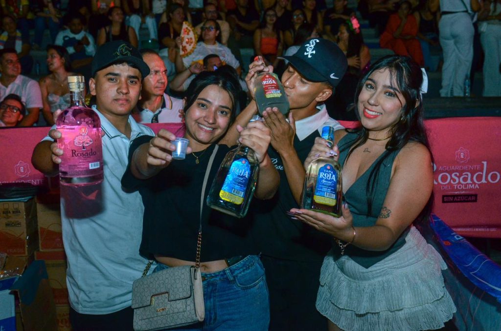 Aguardiente Tapa Roja y Rosado del Tolima: protagonistas indiscutibles de los grandes eventos del Tolima whatsapp image 2026 07 09 at 05.48.37